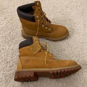 TIMBERLAND BOOTS